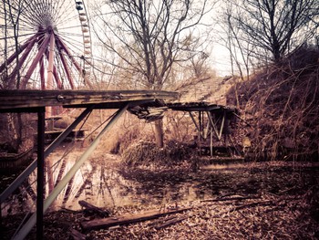 Another collapsed bridge