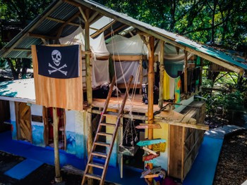 Pirate dorm at Flutterby Hostel