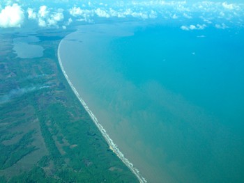 Murkey brown beaches. yuk