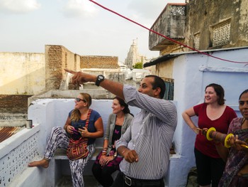 Moon showing us how kite flying is done