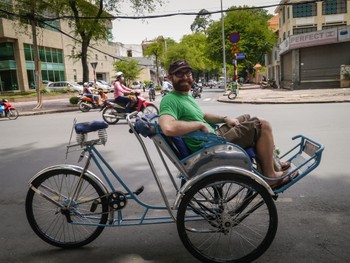 Me being a lazy bastard in a Cyclo